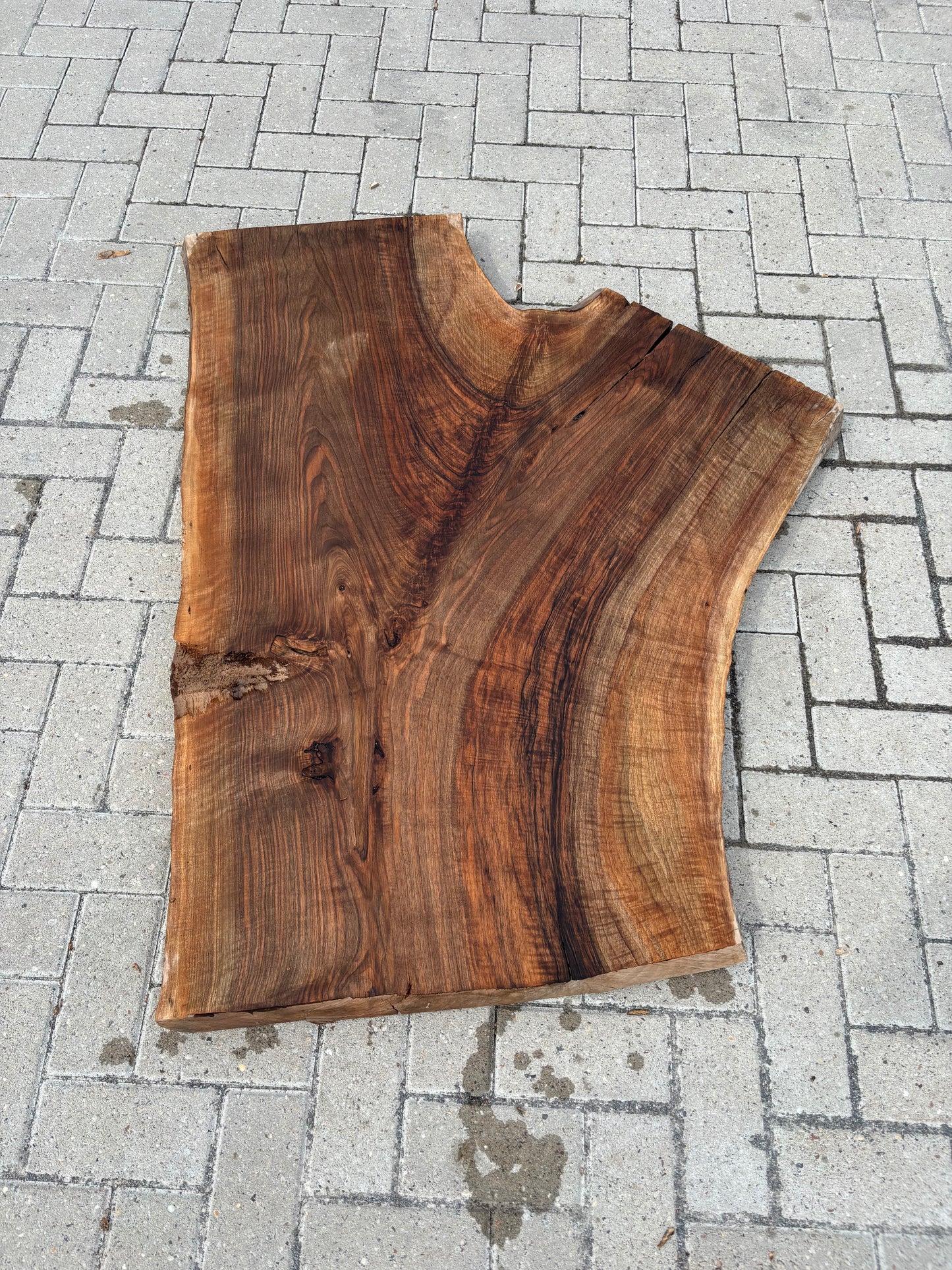 Notenhouten Slab 129x102/50/67x6cm #CS/019