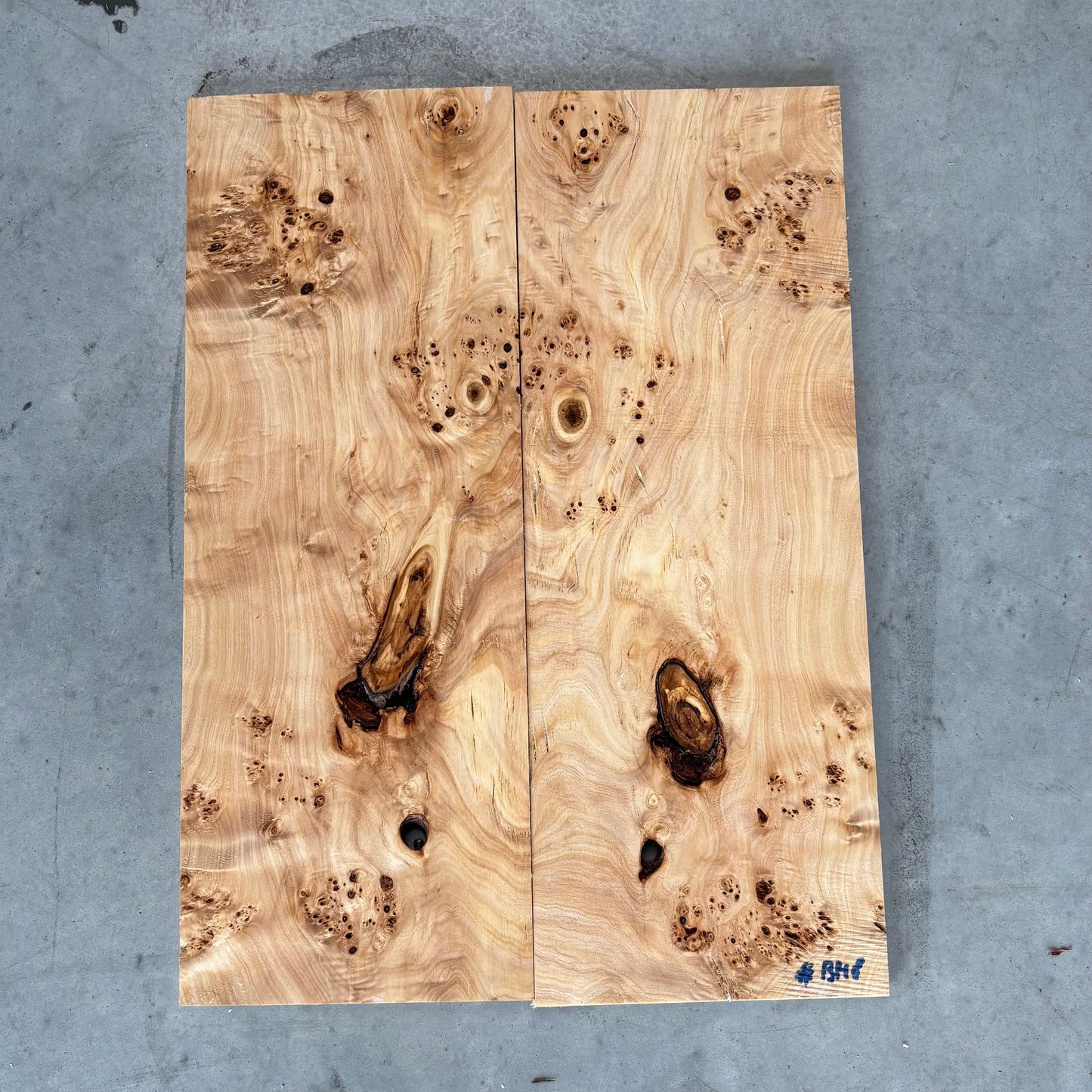 BM#8 Mappa Burl Bookmatch - 61 x 45 x 1.5cm