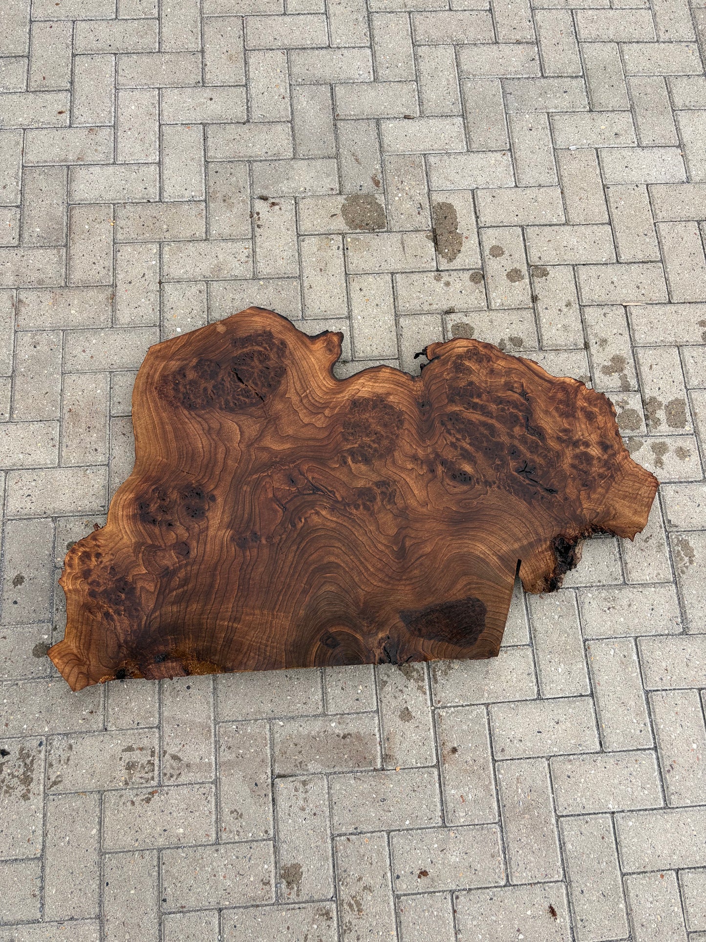 Notenhouten Slab 70x80/110/x6cm #CS/048