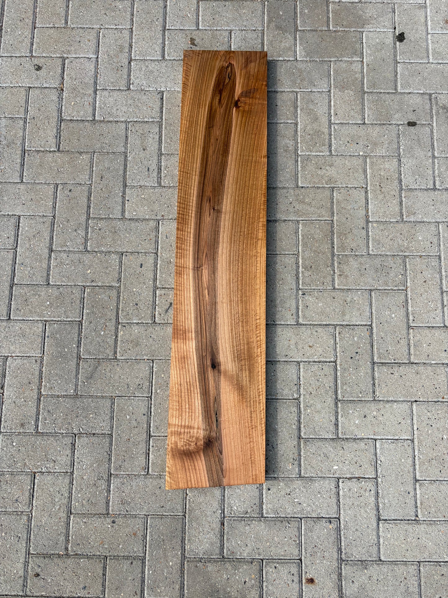 126x26.2x4cm - #FS117