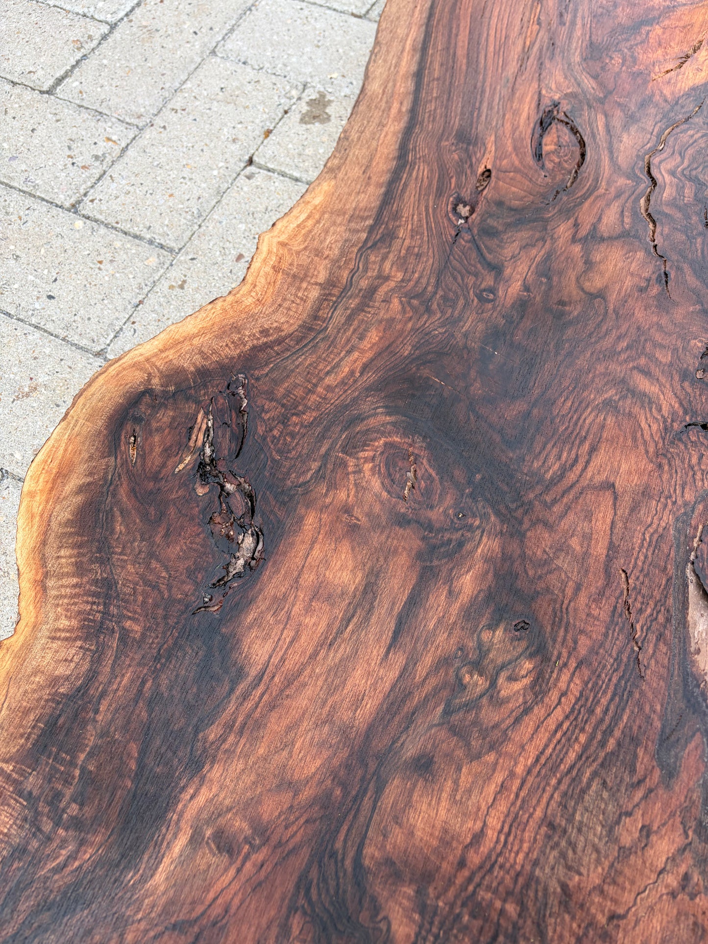 Notenhouten Slab 130x56/62/50x5,5cm #CS/038