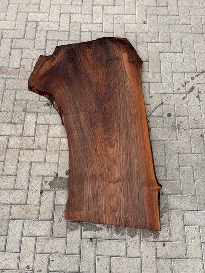 Notenhouten Slab 157x64/71/101x4,5cm #CS/050