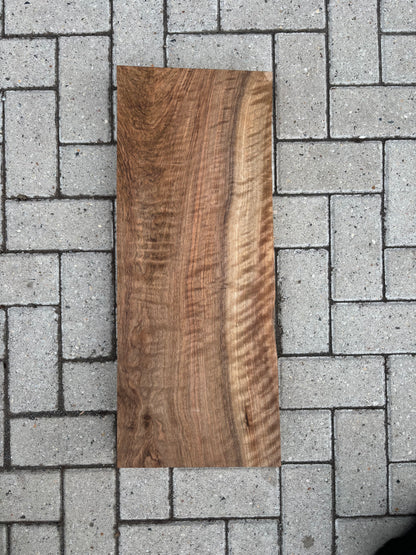 70x28.5x6.7cm - #FS082