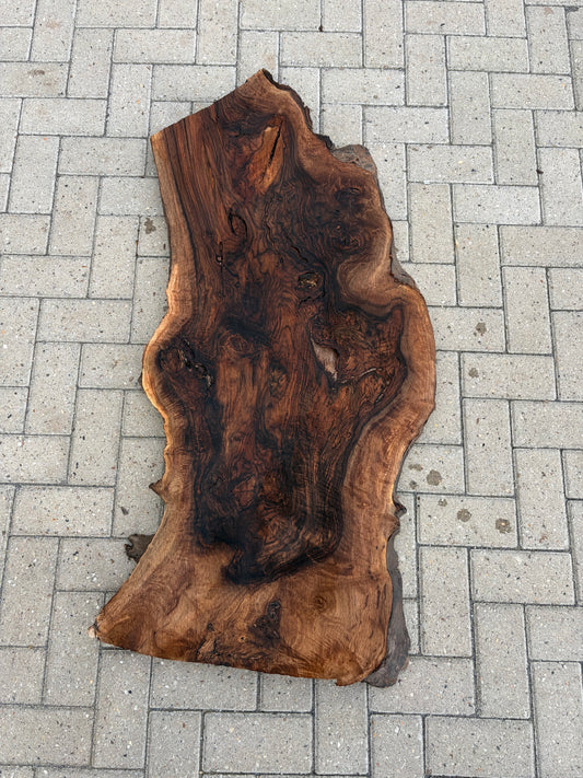Notenhouten Slab 130x56/62/50x5,5cm #CS/038