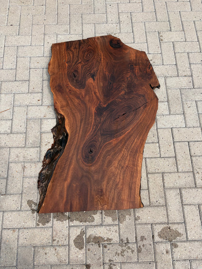 Notenhouten Slab 127x65/75/75x6cm #CS/045
