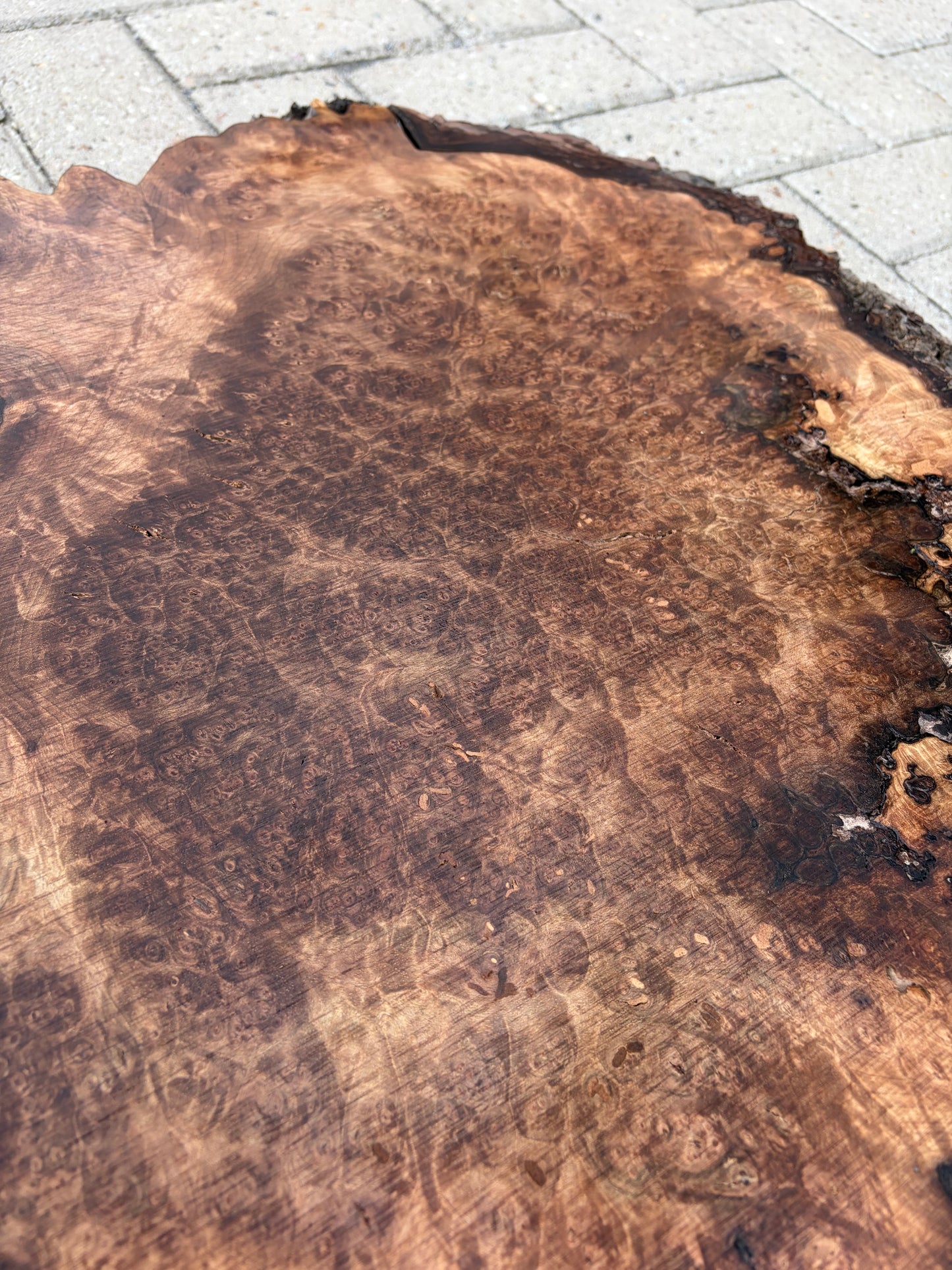 Notenhouten Slab 62x72x6cm #CS/032