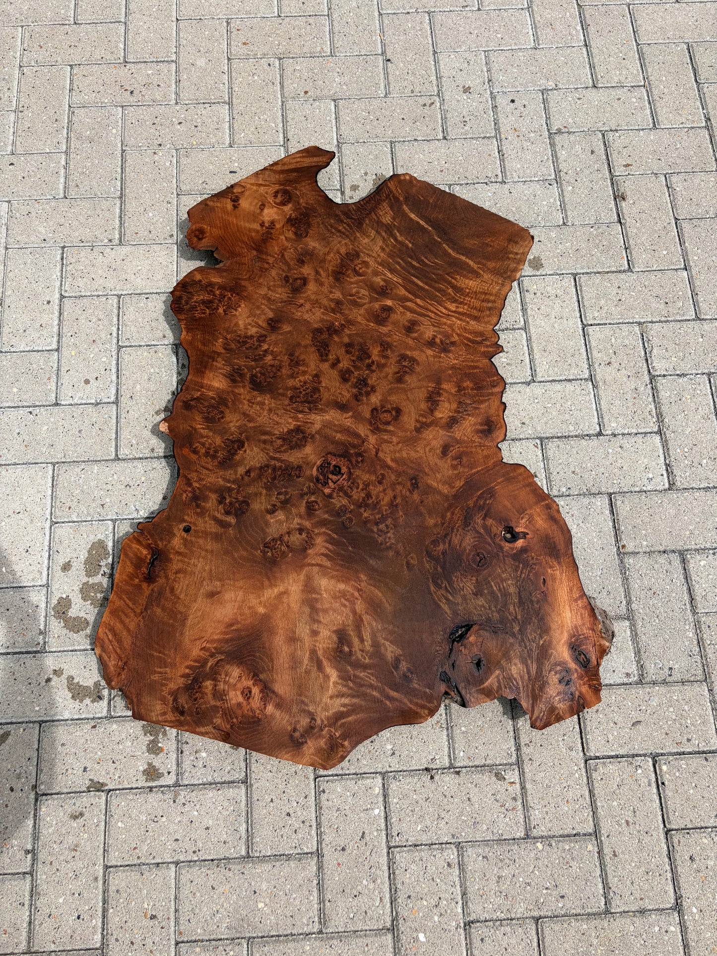 Notenhouten Slab 107x75/57/61x5,5cm #CS/031