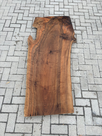 Notenhouten Slab 174x68/68/60x6cm #CS/025